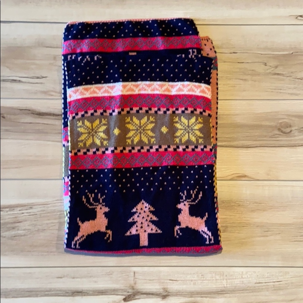 Women's winter scarf